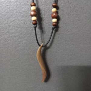 گردنبند با حروف الف میم